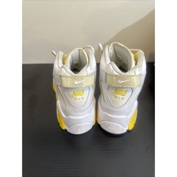 Size 10 - Nike Air Barrage Mid Chrome Yellow WOMEN’S - Picture 5 of 10